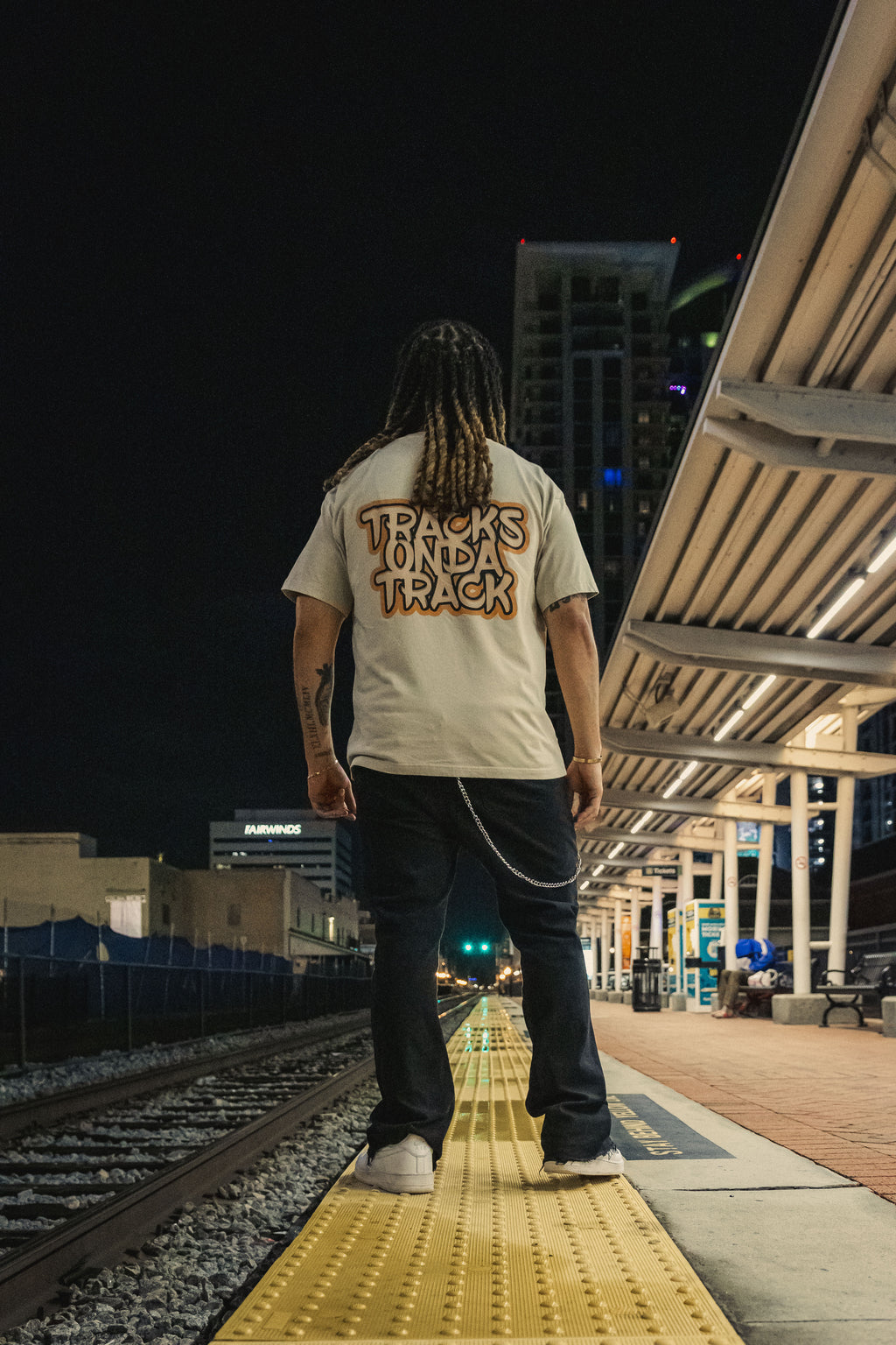 Founders Edition Tee – Tracksondatrack